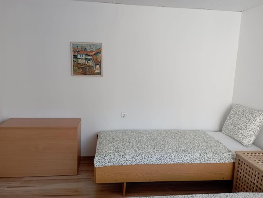 Gradina Apartment Montana Bagian luar foto